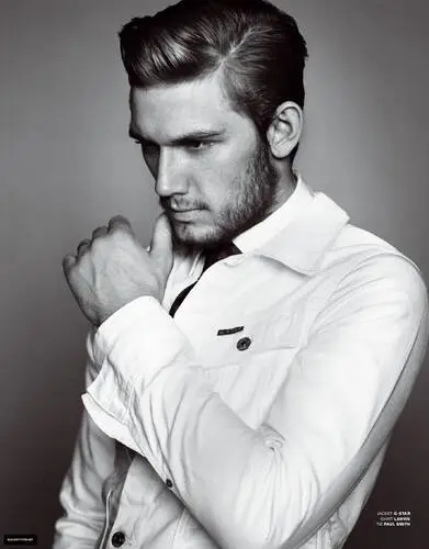 Alex Pettyfer Wall Poster picture 303039