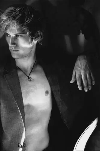 Alex Pettyfer Wall Poster picture 513750