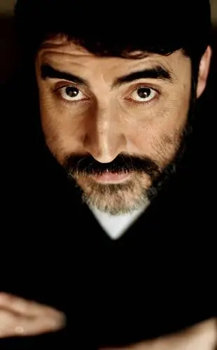 Alfred Molina Wall Poster picture 493656