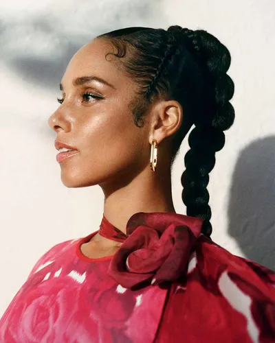 Alicia Keys Women's Colored  Long Sleeve T-Shirt - idPoster.com