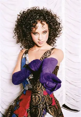 Alicia Keys Jigsaw Puzzle picture 68284