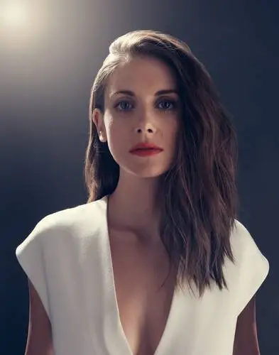 Alison Brie Wall Poster picture 900004