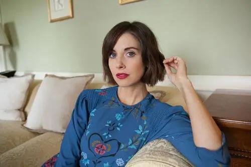 Alison Brie Wall Poster picture 900005