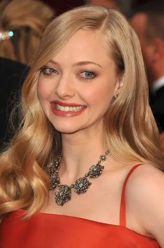 Amanda Seyfried Wall Poster picture 111488