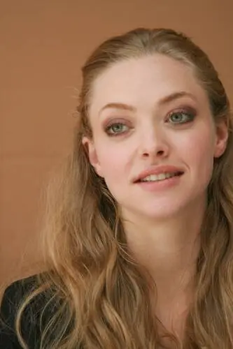 Amanda Seyfried Wall Poster picture 155397
