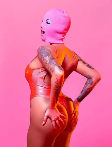 Amber Rose Wall Poster picture 558496