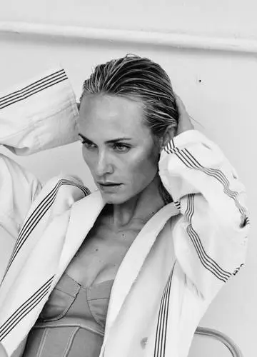 Amber Valletta Jigsaw Puzzle picture 677905