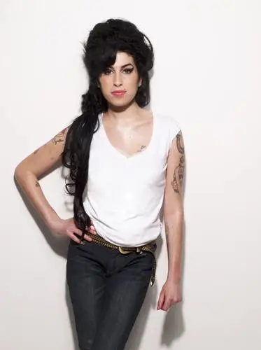Amy Winehouse Women's Colored Tank-Top - idPoster.com