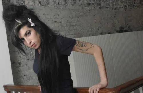 Amy Winehouse Jigsaw Puzzle picture 343073