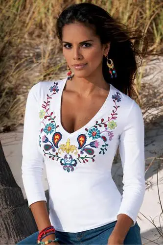 Ana Cunha Women's Colored  Long Sleeve T-Shirt - idPoster.com
