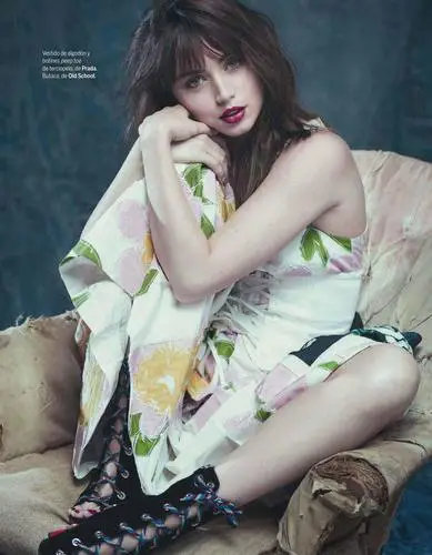 Ana de Armas Wall Poster picture 558754