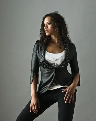 Angel Coulby Computer MousePad picture 559169