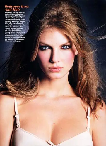 Angela Lindvall Jigsaw Puzzle picture 28313