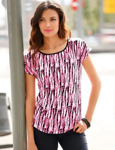 Angela Ruiz Women's Colored T-Shirt - idPoster.com