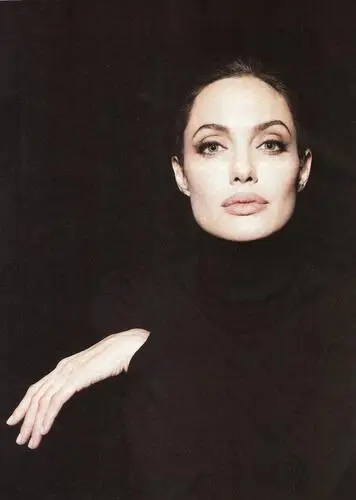 Angelina Jolie Jigsaw Puzzle picture 132165