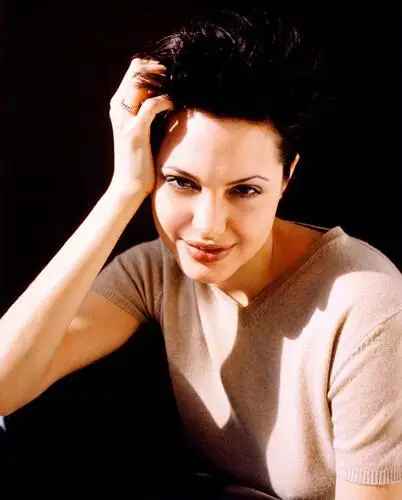 Angelina Jolie Jigsaw Puzzle picture 193648