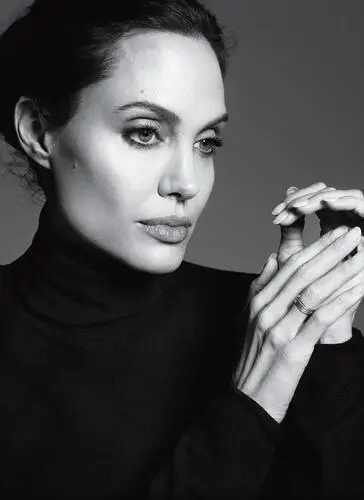 Angelina Jolie Wall Poster picture 564661