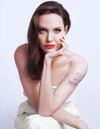Angelina Jolie Computer MousePad picture 791957