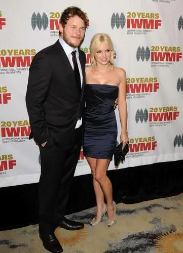 Anna Faris Wall Poster picture 112078