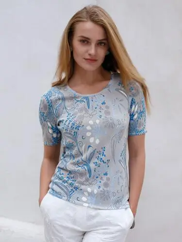 Anna Jagodzinska White T-Shirt - idPoster.com