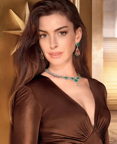 Anne Hathaway Wall Poster picture 1165309