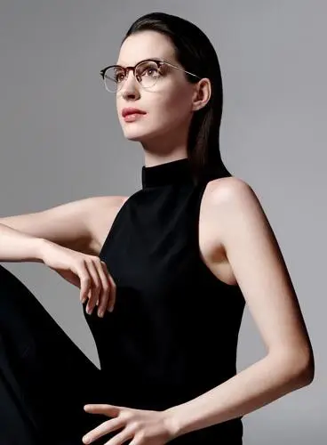 Anne Hathaway Computer MousePad picture 565243