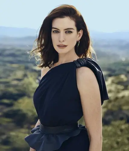 Anne Hathaway Jigsaw Puzzle picture 900876