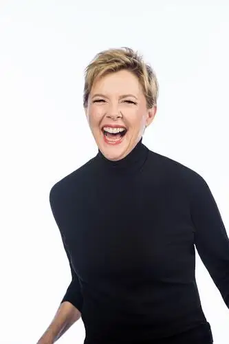 Annette Bening Wall Poster picture 902638