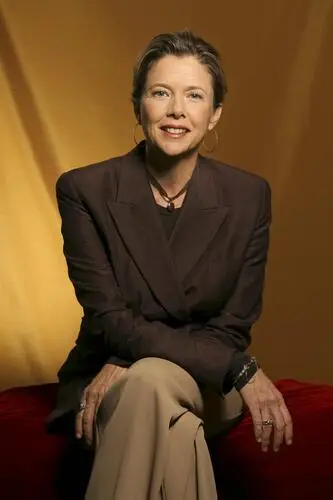 Annette Bening Wall Poster picture 910188