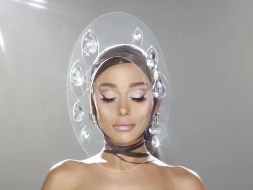 Ariana Grande White Tank-Top - idPoster.com