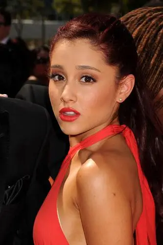 Ariana Grande Wall Poster picture 237608