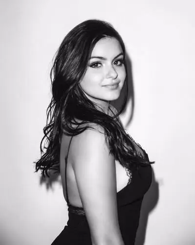 Ariel Winter Jigsaw Puzzle picture 560405