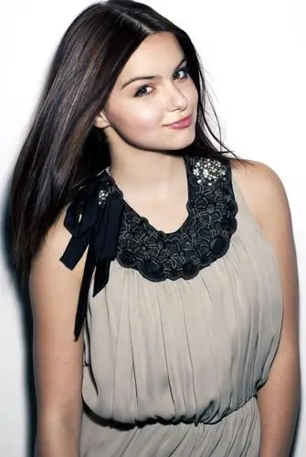 Ariel Winter Wall Poster picture 901021