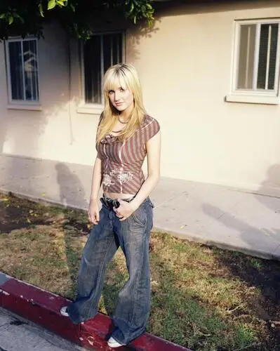 Ashlee Simpson Wall Poster picture 29003