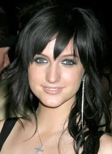 Ashlee Simpson Wall Poster picture 29035