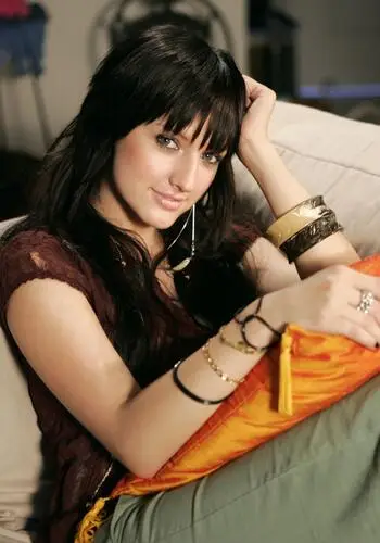 Ashlee Simpson Wall Poster picture 910626