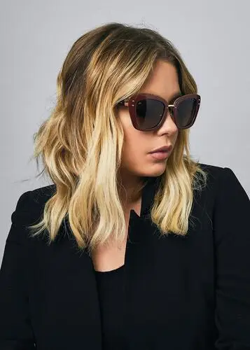 Ashley Benson Jigsaw Puzzle picture 792002