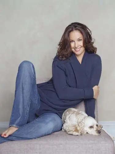 Ashley Judd Women's Colored  Long Sleeve T-Shirt - idPoster.com