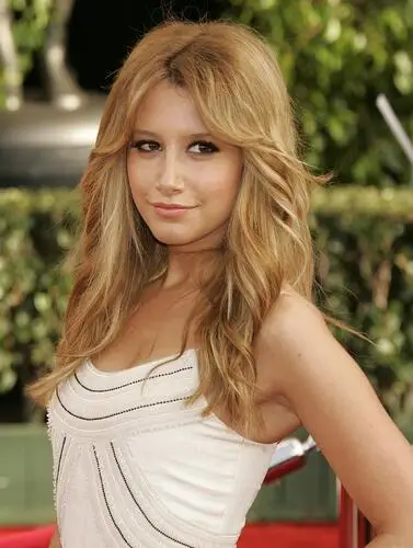 Ashley Tisdale Women's Colored Tank-Top - idPoster.com