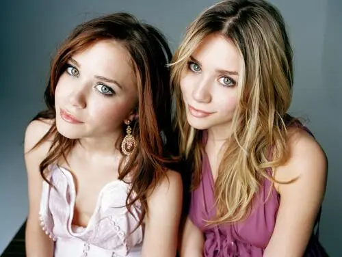 Ashley and Mary-Kate Olsen Wall Poster picture 921545