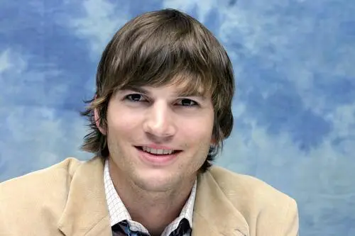 Ashton Kutcher Wall Poster picture 481275