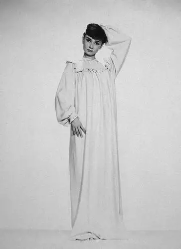 Audrey Hepburn Women's Colored  Long Sleeve T-Shirt - idPoster.com