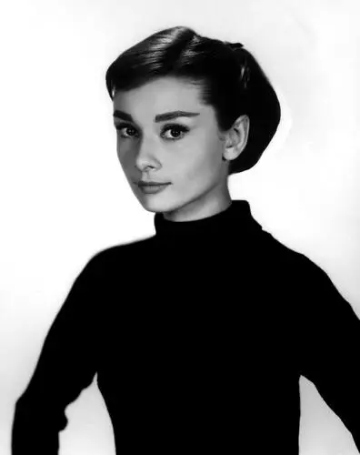 Audrey Hepburn White T-Shirt - idPoster.com