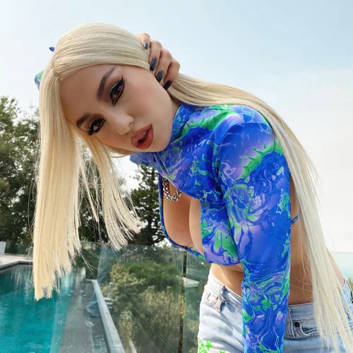 Ava Max Wall Poster picture 1290994