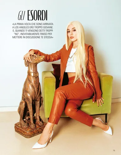 Ava Max Wall Poster picture 1291008
