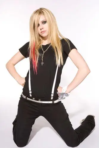 Avril Lavigne Men's Colored T-Shirt - idPoster.com
