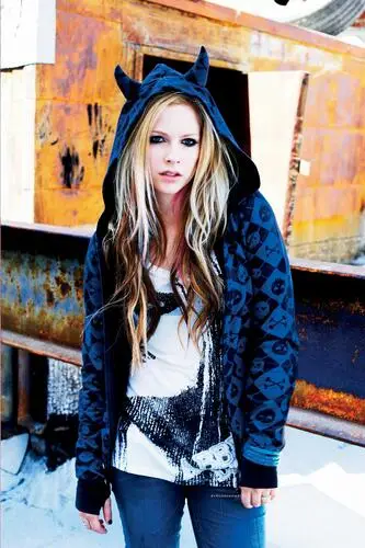 Avril Lavigne Women's Colored Tank-Top - idPoster.com