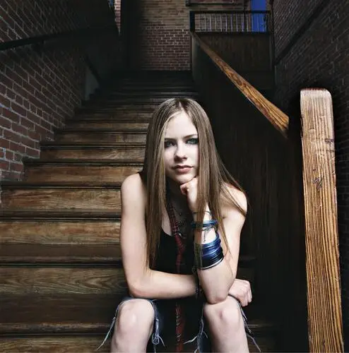 Avril Lavigne Wall Poster picture 903439