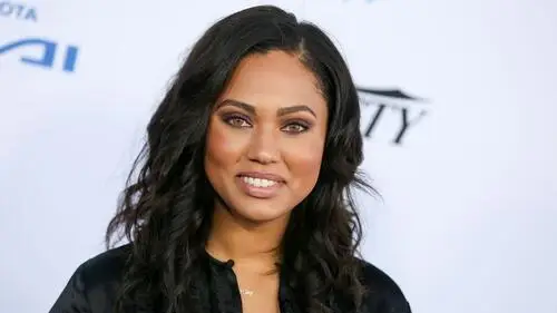 Ayesha Curry Computer MousePad picture 808840