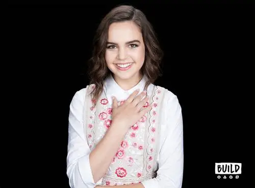 Bailee Madison Protected Face mask - idPoster.com